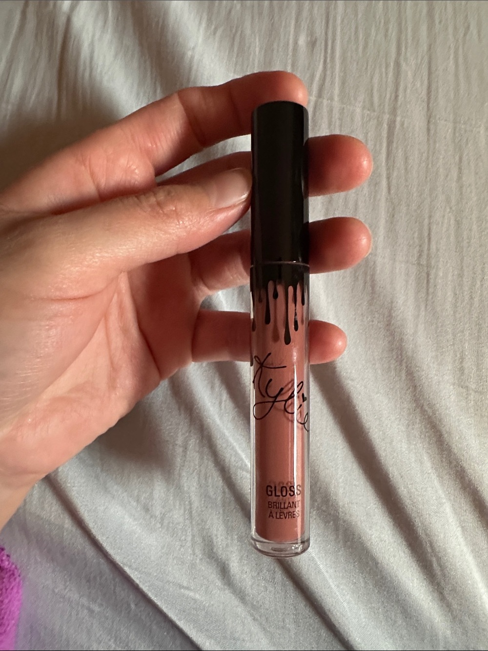 Kylie Cosmetics gloss in Candy K